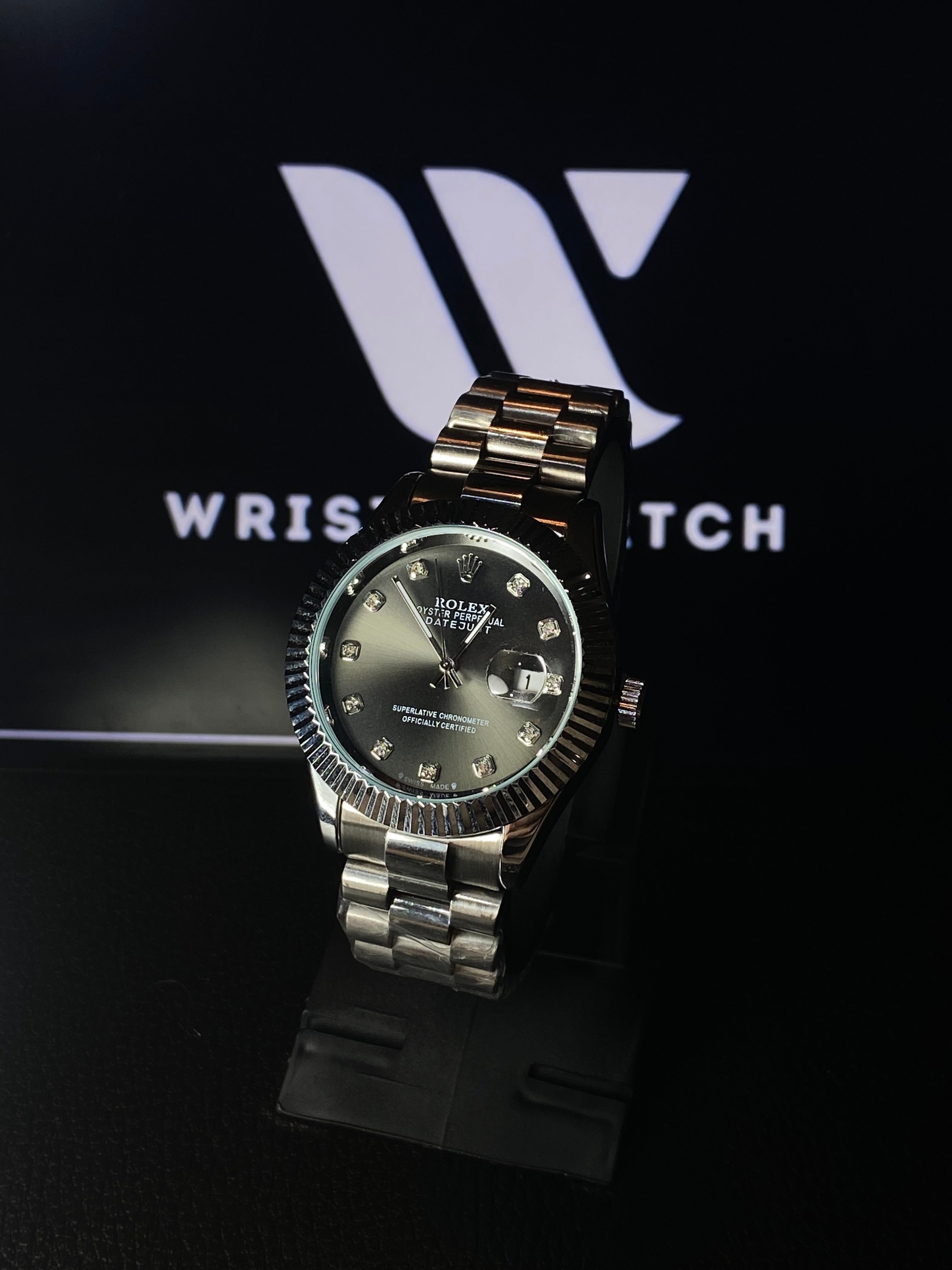 Rolex Oyster.